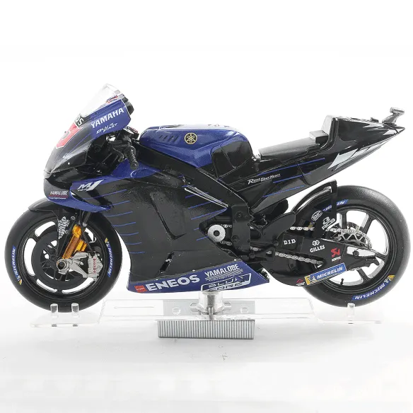 Issues 11 & 12 - YAMAHA YZR500 & HONDA RC213V